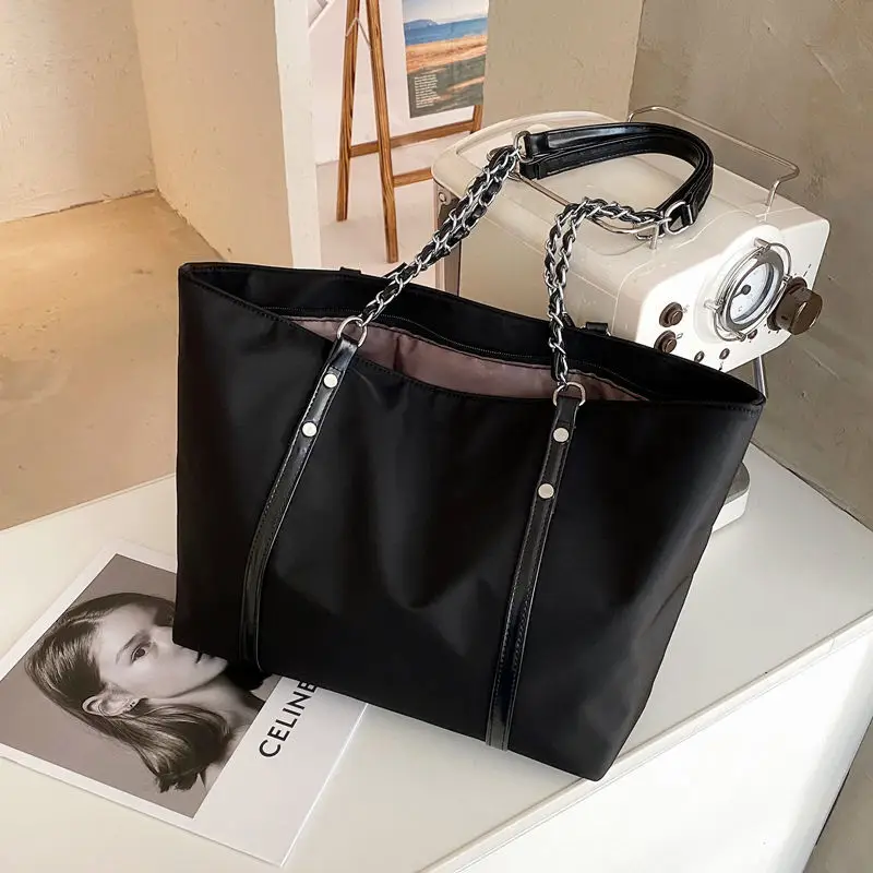 

Women Handbags large Capacity chains Shoulder Bags for Female Travel Casual Nylon big Totes Lady Elegant Hand Bag bolsa Zipper