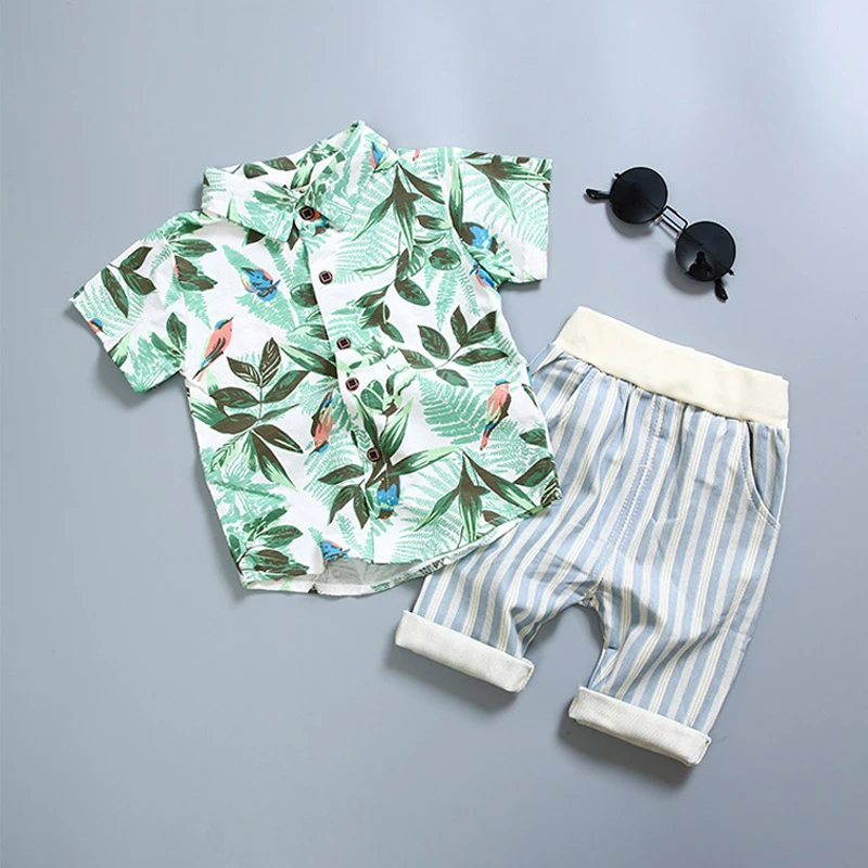 Детский хлопковый комплект из рубашки и брюк в полоску с принтом Гавайская елка |