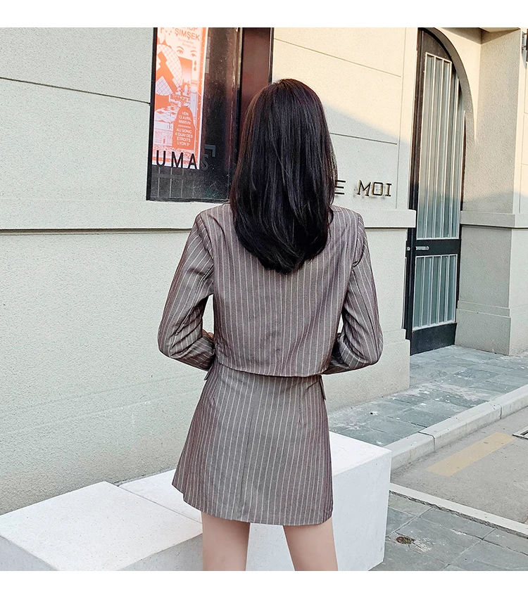 Женская одежда с отложным воротником и длинными рукавами в западном стиле топ