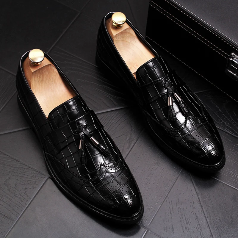 

England design mens casual business wedding formal dresses cow leather brogue shoes slip-on tassels shoe gentleman loafers male