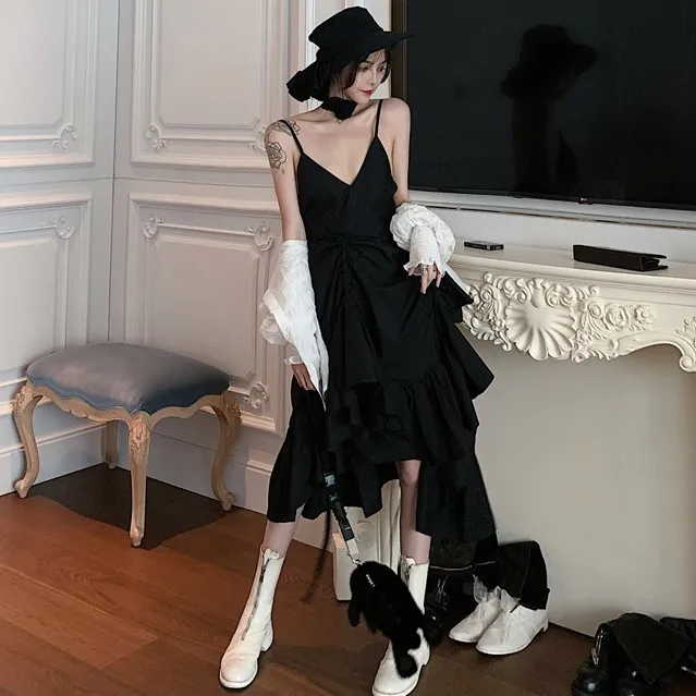 Сексуальное черное женское платье на шнуровке летнее праздничное бретельках с v