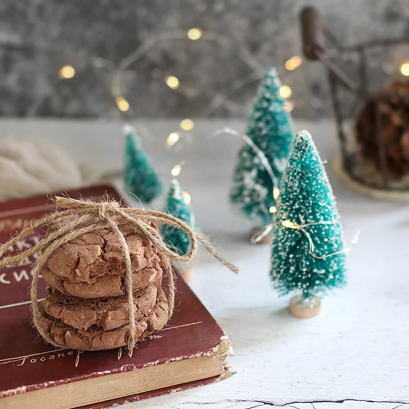 BAIUFOR 8pcs Mini DIY Christmas Tree Fake Pine Sisal Bottle Brush Santa Snow Frost Village House | Дом и сад