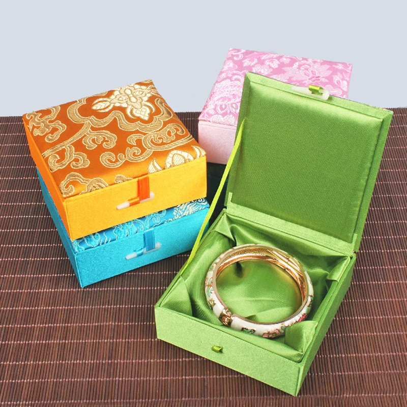 4 предмета в комплекте с самым лучшим натуральным утеплителем квадратный браслет