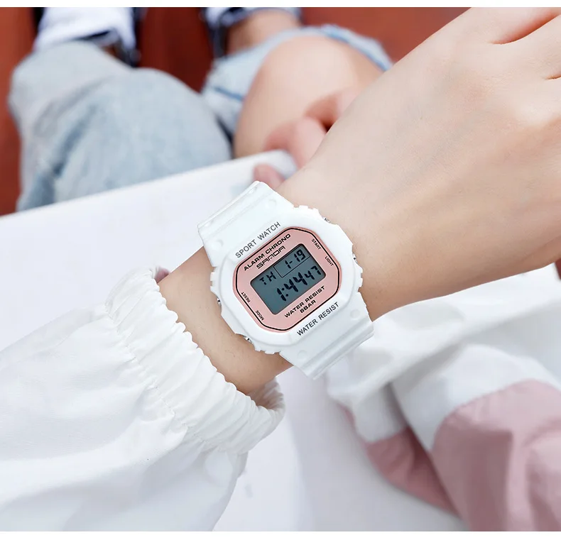 Спортивные квадратные многофункциональные электронные часы Sanda для мужчин и