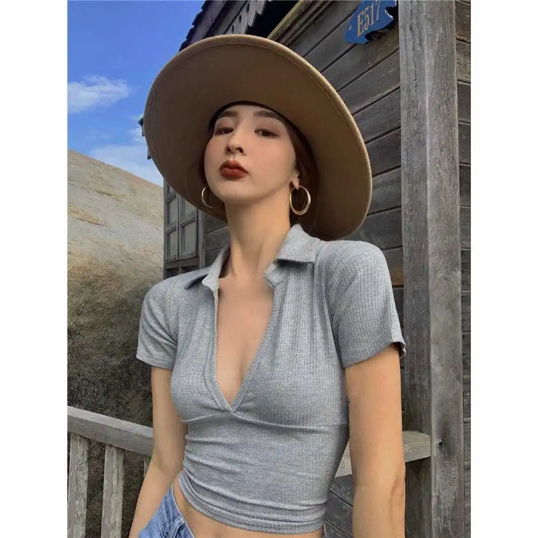 

2021 new summer slim fit V-neck bottoming shirt Western-style all-match short-sleeved T-shirt fashion sexy T-shirt