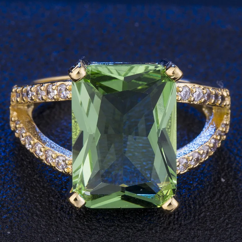 Женское роскошное Ювелирное кольцо с зеленым квадратным камнем кубическим