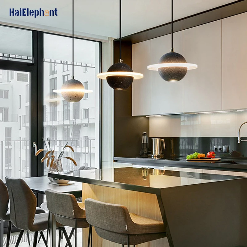 Маленькие подвесные светильники в скандинавском стиле с планетами для столовой