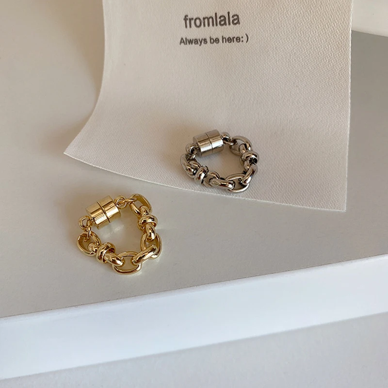 

GSOLD Fashion Metal Magnetic Ear Clip Earrings Women Chains Link Ear Cuff Earrings Punk Vintage Single Non Pierced Jewelry