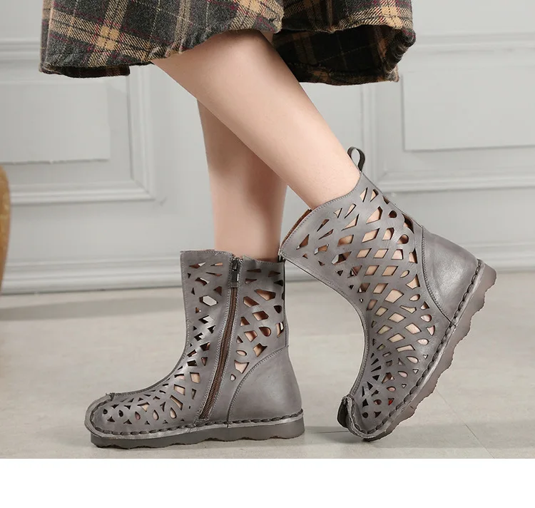 Женские рыцарские сапоги черного цвета на мягкой плоской подошве в римском стиле