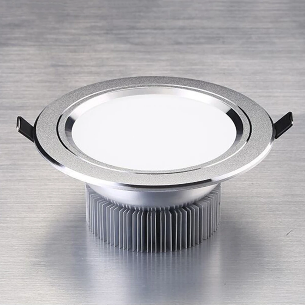 Светодиодный точечный светильник потолосветильник с теплым белым светом 220 В