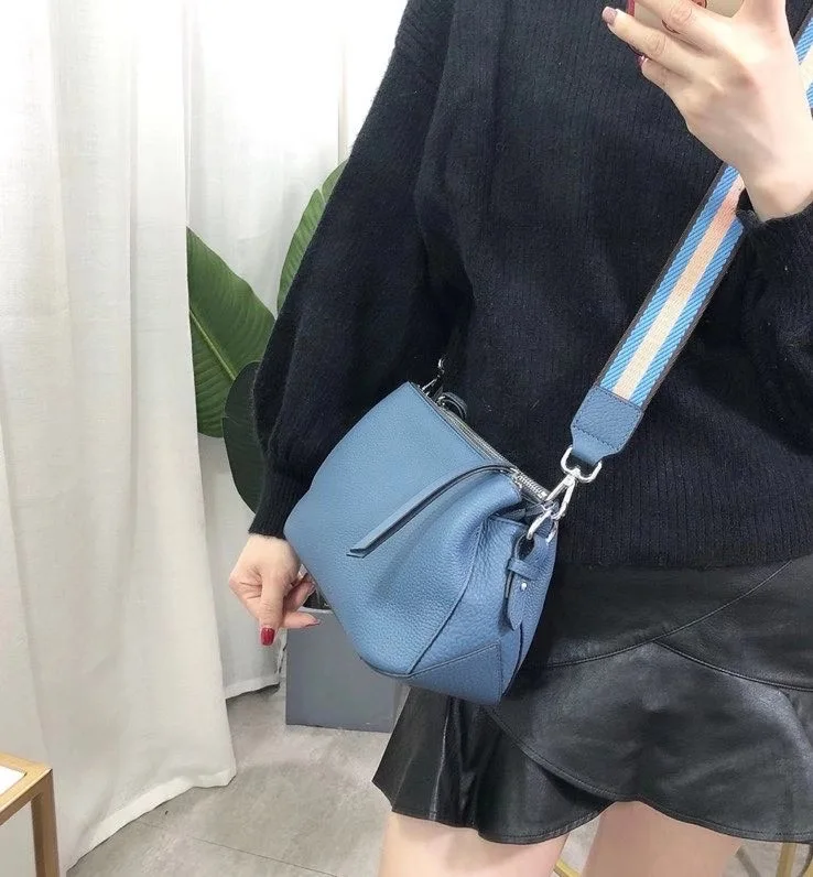 

free shipping 2020 the new style fashion and simple zipper genuine cow leather women one shoulder bag crossbody bag26 cm 8color