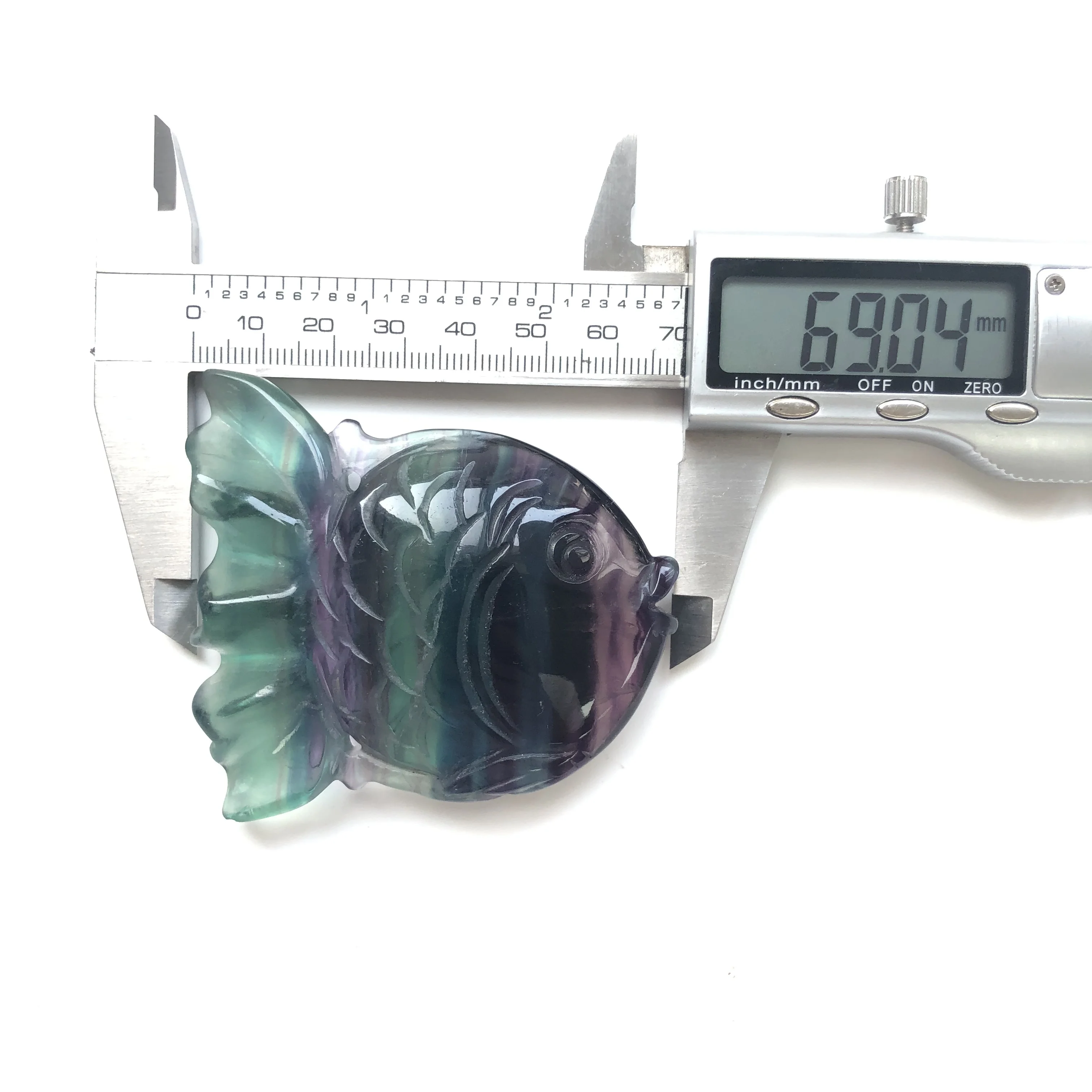 Природный красочный флюоритовая Хрустальная кварц Рыба ручной работы Рисунок