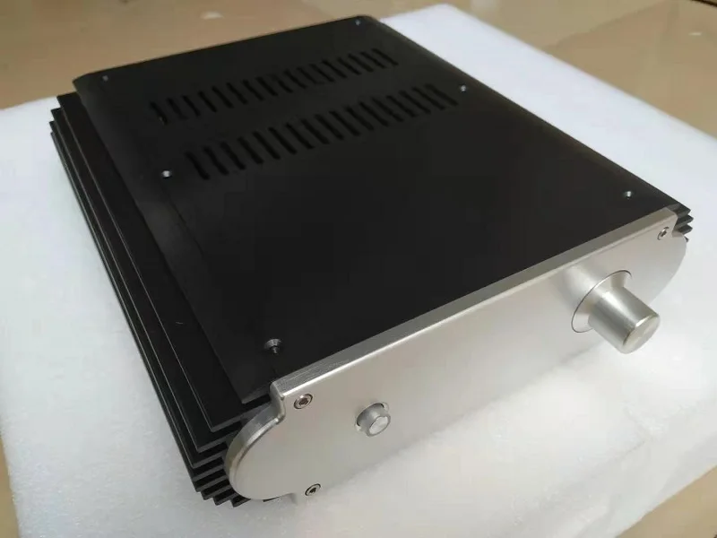 Серебристый BRZHIFI BZ2208 алюминиевый чехол с двойным радиатором для усилителя мощности класса A - Цвет: Серебристый
