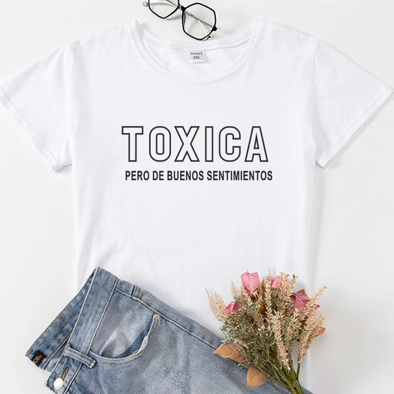 ТОКСИЧНАЯ но приятная на ощупь женская футболка с испанской надписью