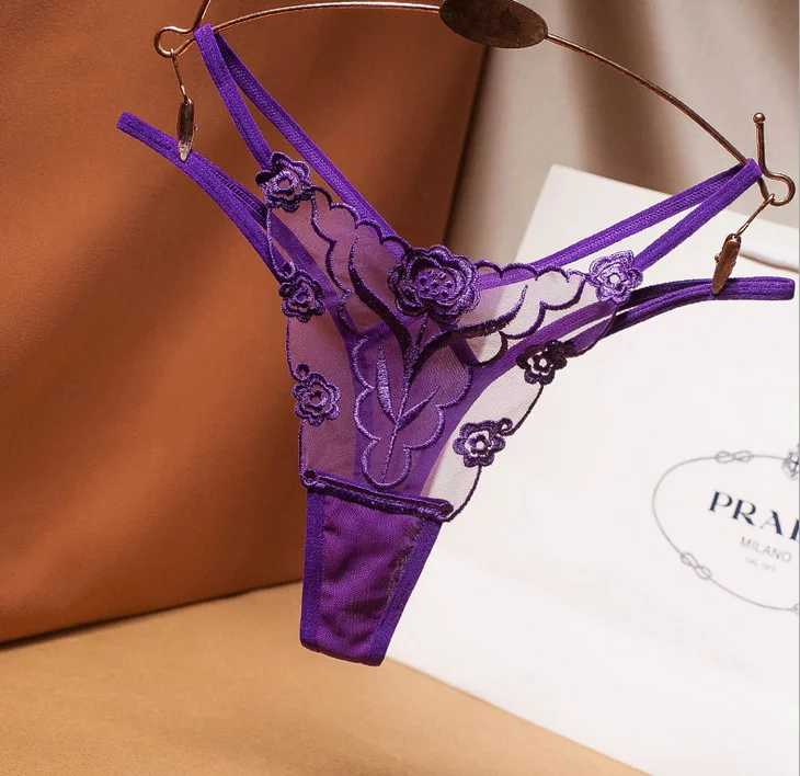 

Sexy Lace Floral Thong Ladies Panties Embroidered Mesh Yarn Perspective Young Women Girls Underwear Hot T Pants G-String Thongs