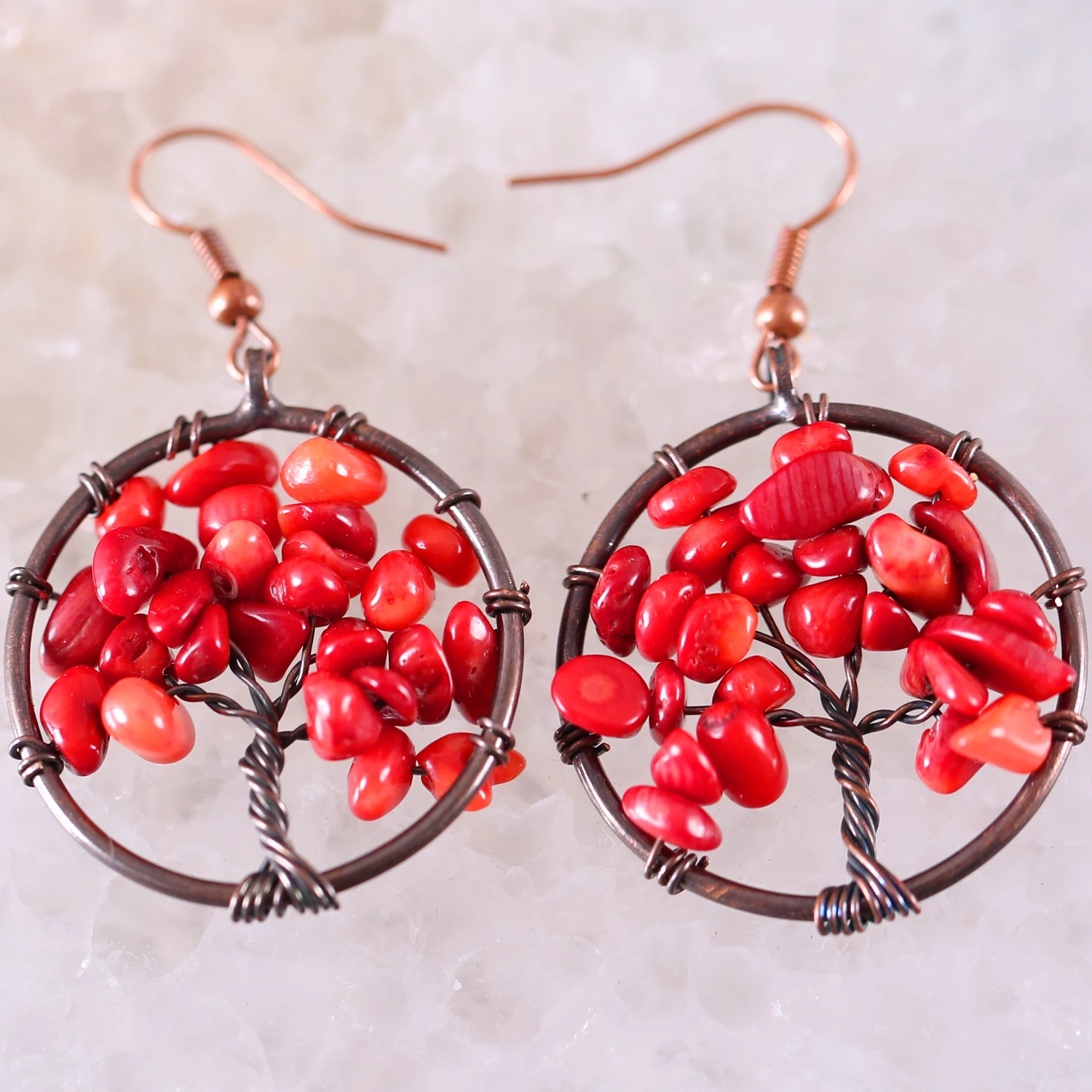 Модные женские серьги-гвоздики с красным кораллом серьги круглым крючком и