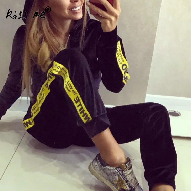 black Solid Female Sportswear Set Running Set Casual Hooded Sweaters Trousers Leggings Gym Fitness Training Sport Suit Exercise - Цвет: black