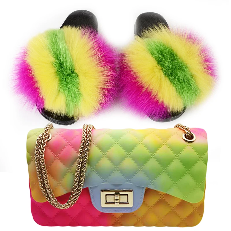 

Шлепанцы и сумочка женские, разноцветные, с мехом