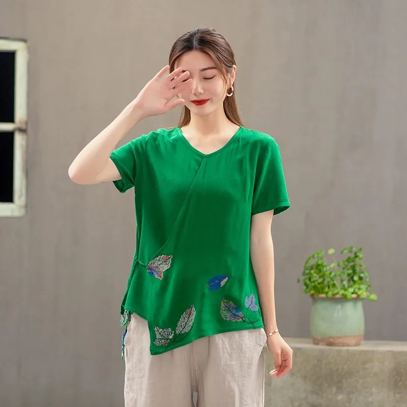 Женская льняная рубашка из рами с коротким рукавом и вышивкой |