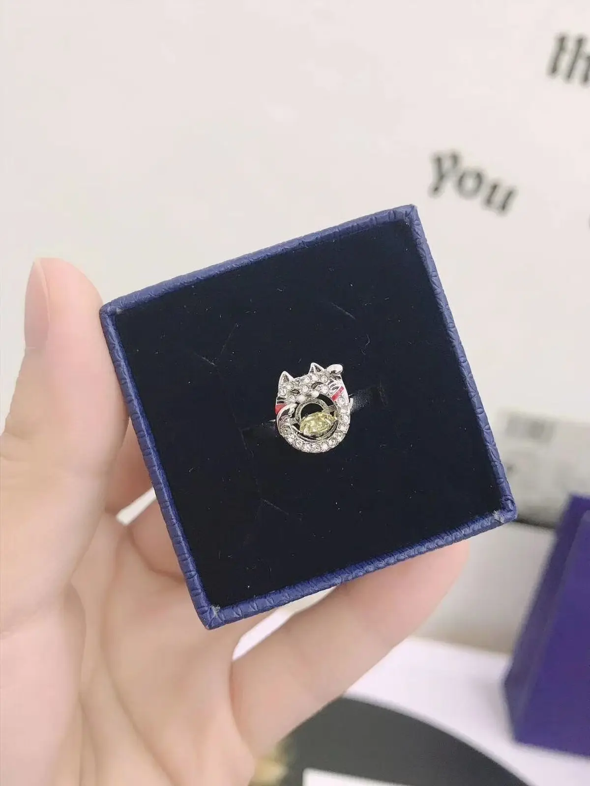 

High Quality SWA New Style Will Flash The Heart To Attract Wealth Cat. Lady's Ring Charming Fashion Jewelry