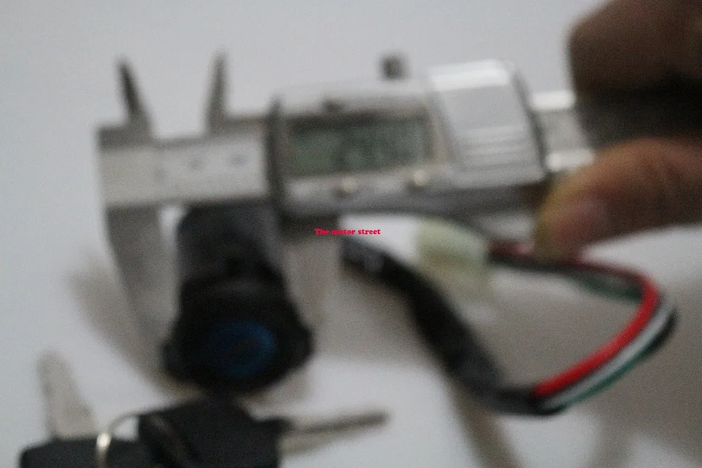 Бесплатная доставка Универсальный ключ запуска мотоцикла универсальные детали