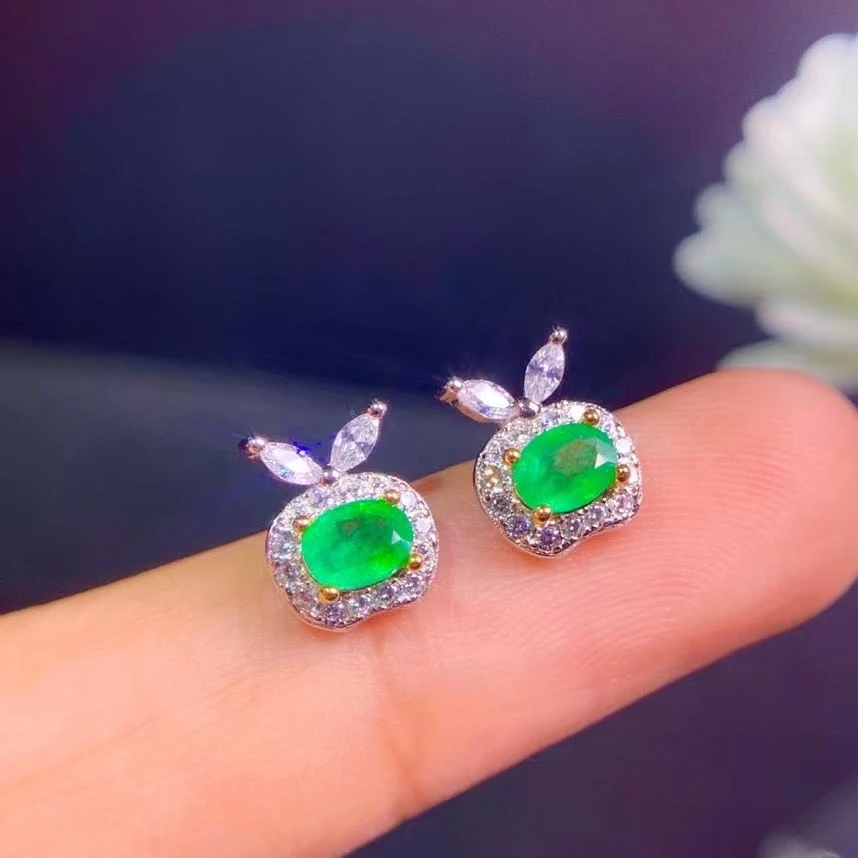 

Женские серьги-гвоздики из серебра 925 пробы, с зеленым изумрудом