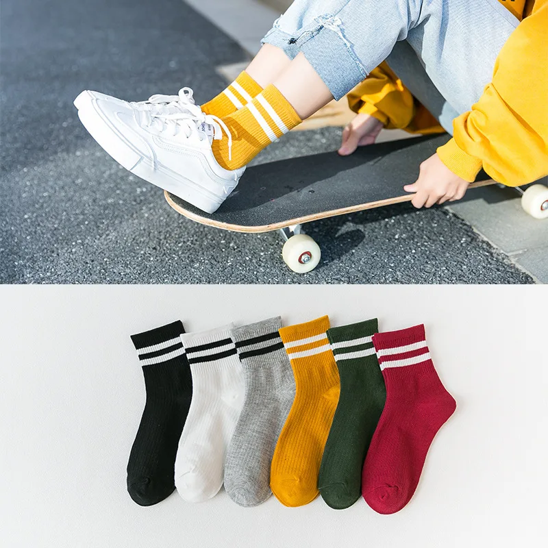 

NEW fashion knitting cotton sock for women comfortable breathable casual sports socks striped rainbow socks the size of 35-40