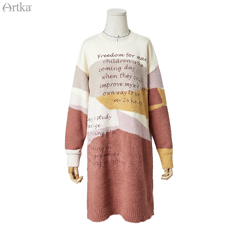 ARTKA, зимнее Новое Женское платье с вышитыми буквами, цветной Вязанный свитер, платья, толстый Свободный Длинный свитер, платье Y010091Q