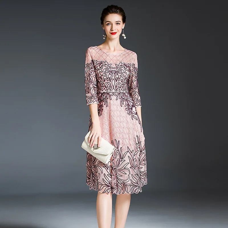 

Middle aged women's autumn dress 2020 new pan flower dress medium sleeve large fashion mother's dress