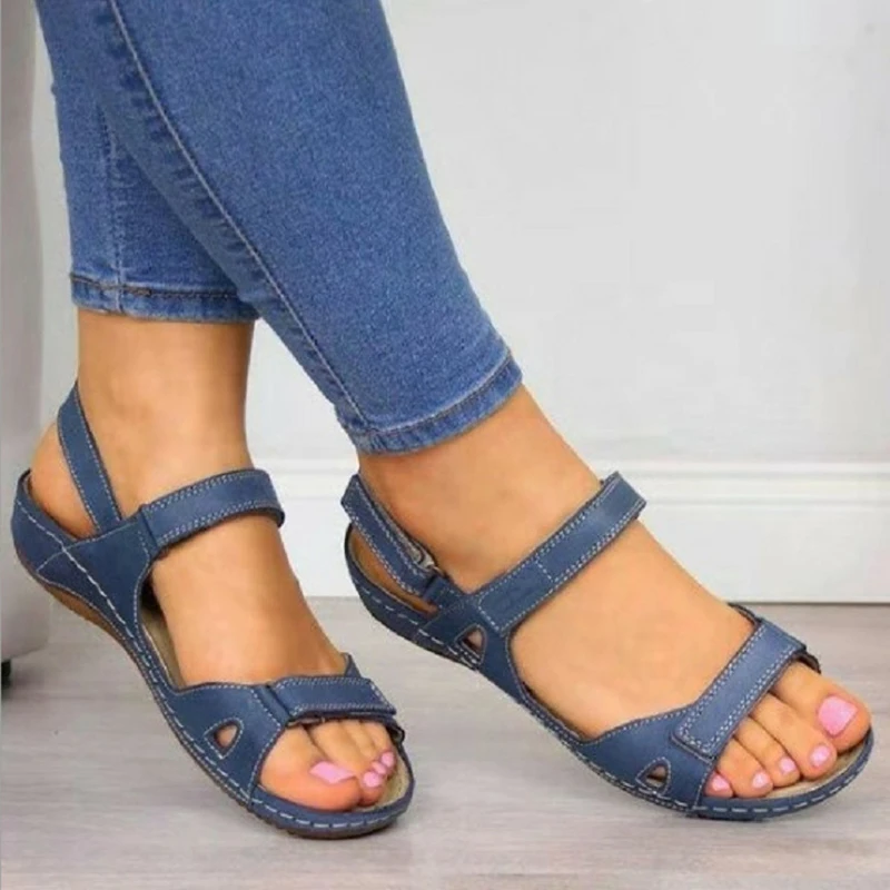 

2021 Women's Spring and Summer New Style European and American Style Simple Platform Slope Heel Fashion Casual Buckle Sandals