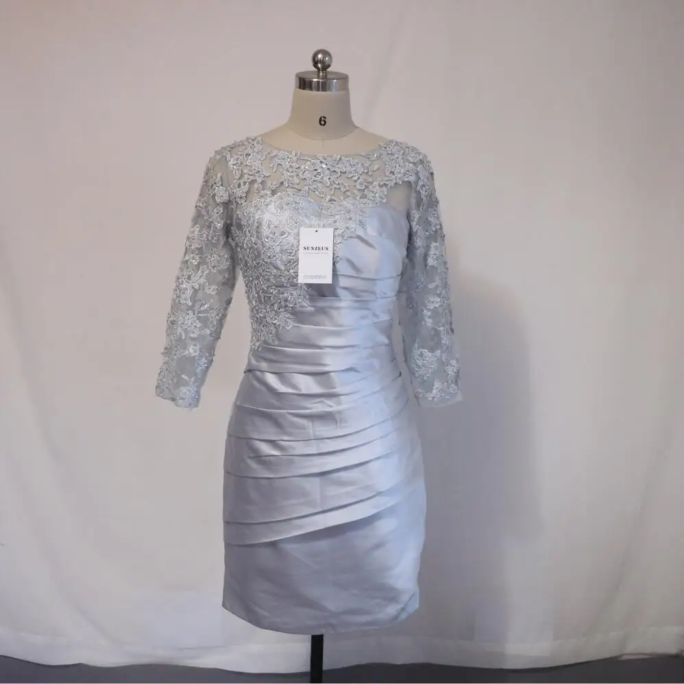 

Sheath Knee Length Mother Of The Bride Dresses 2022 Spring Summer Silver Grey Lace Women Party Gowns 3/4 Sleeves Gowns CM098