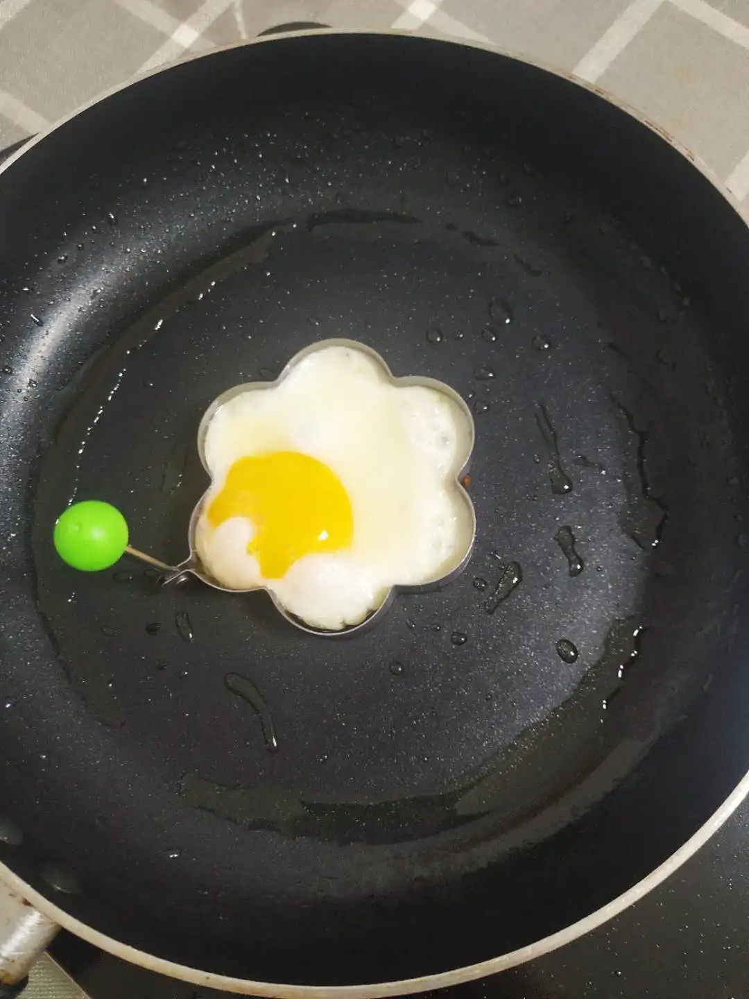 Stainless steel heart-shaped breakfast heart-shaped plum shaped mickey's mother Fried egg mold creative kitchen appliances  love