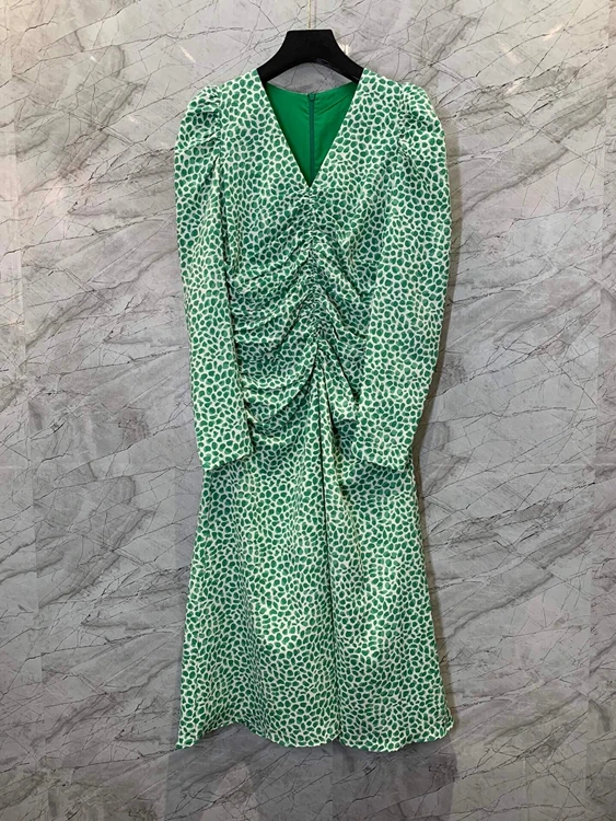 

Женское платье с V-образным вырезом и длинным рукавом