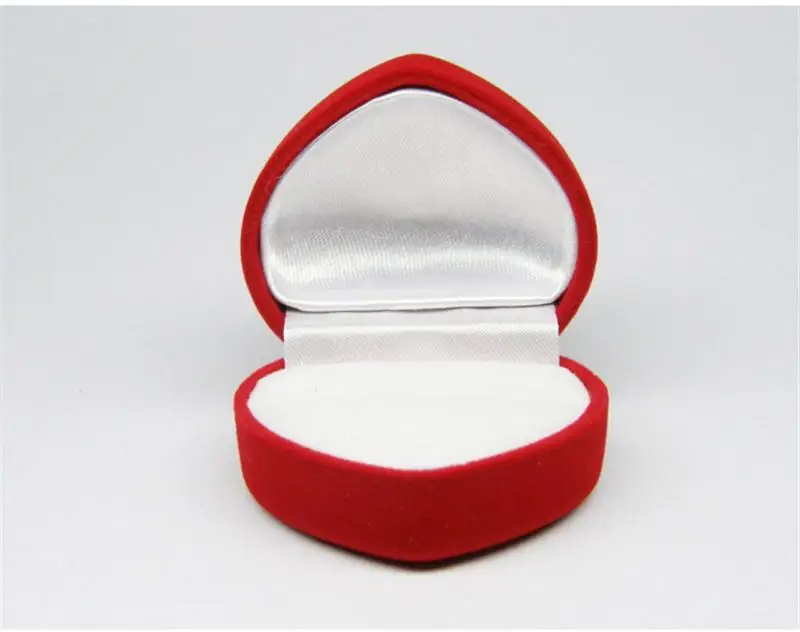 

Romantic Elegant Simplicity Durable Lid Open Red Heart Shape Ring Earring Boxes Velvet & Flock Gift Boxes Jewelry Supplies 10pcs