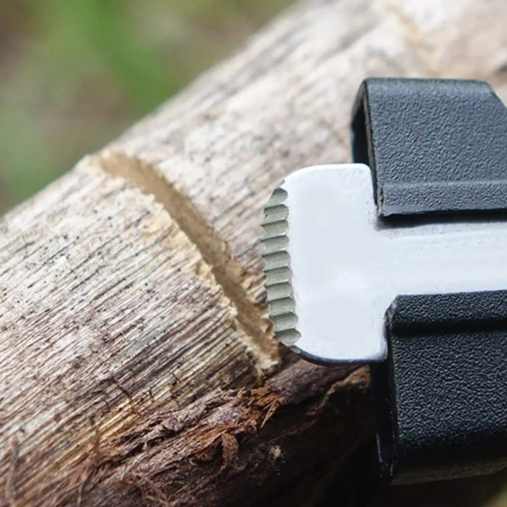 Выжить наручные часы для использования в сложных условиях аварийного освещения