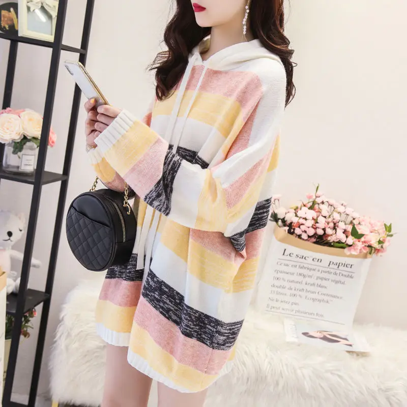 

Sweaters Autumn Winter Women Sweet Colored Striped Knitted Hooded Sweater Pullover Female Loose Female Kawaii Knitwear