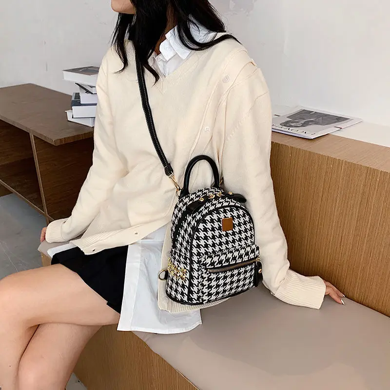 Мини-рюкзак женский в стиле ретро универсальный многофункциональный на два