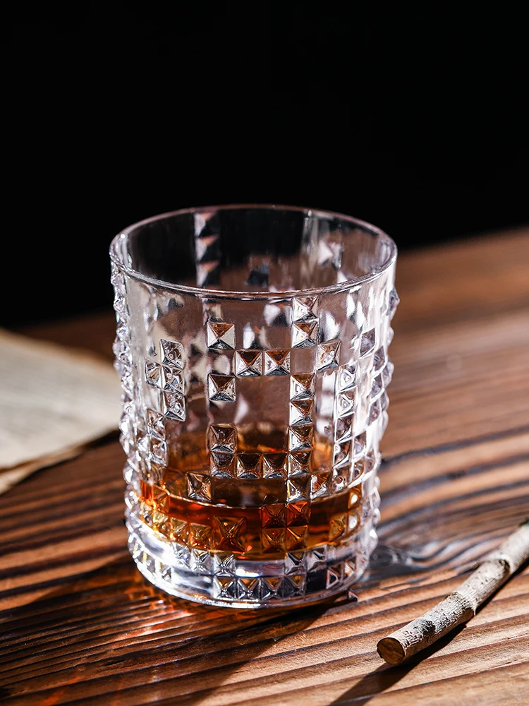 

Creative Glasses cup Wine Glass Whiskey Brandy snifters Glass Wine cup Personality Juice beer Cup Household Drinkware Milk Cup