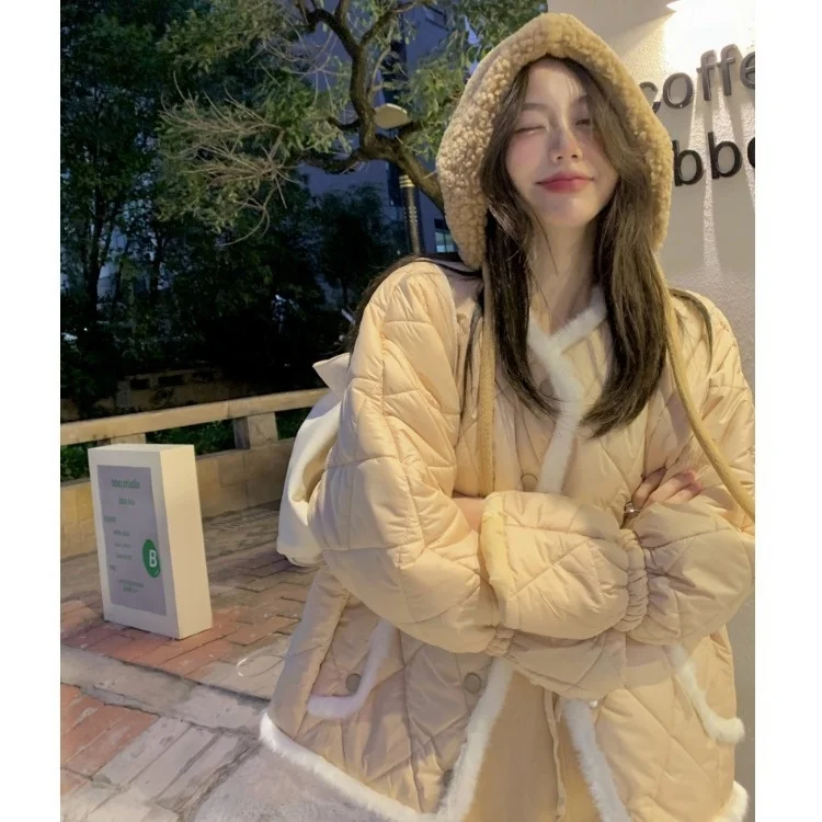 

Small Lingge Cotton Clothes 2021 Winter Design Sense Splicing Imitation Lamb Hairy Cotton Clothes X2723
