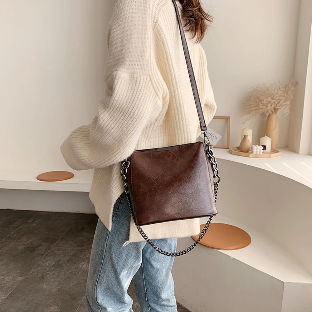 

Bag for women Shoulder bag crossbody bag bucket bag new wild texture crossbody bag retro chain simple shoulder bag