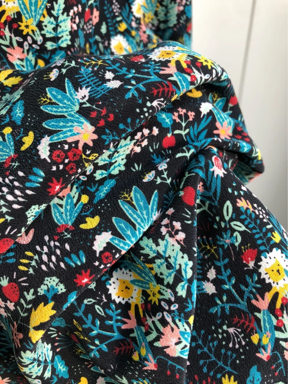 

2019 New French Style Women Short Sleeve Silk T Shirt Top