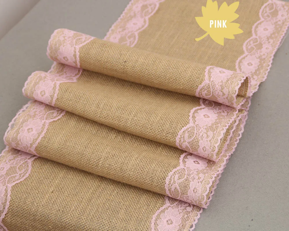 Винтажная настольная дорожка с белыми черными розовыми синими кружевами