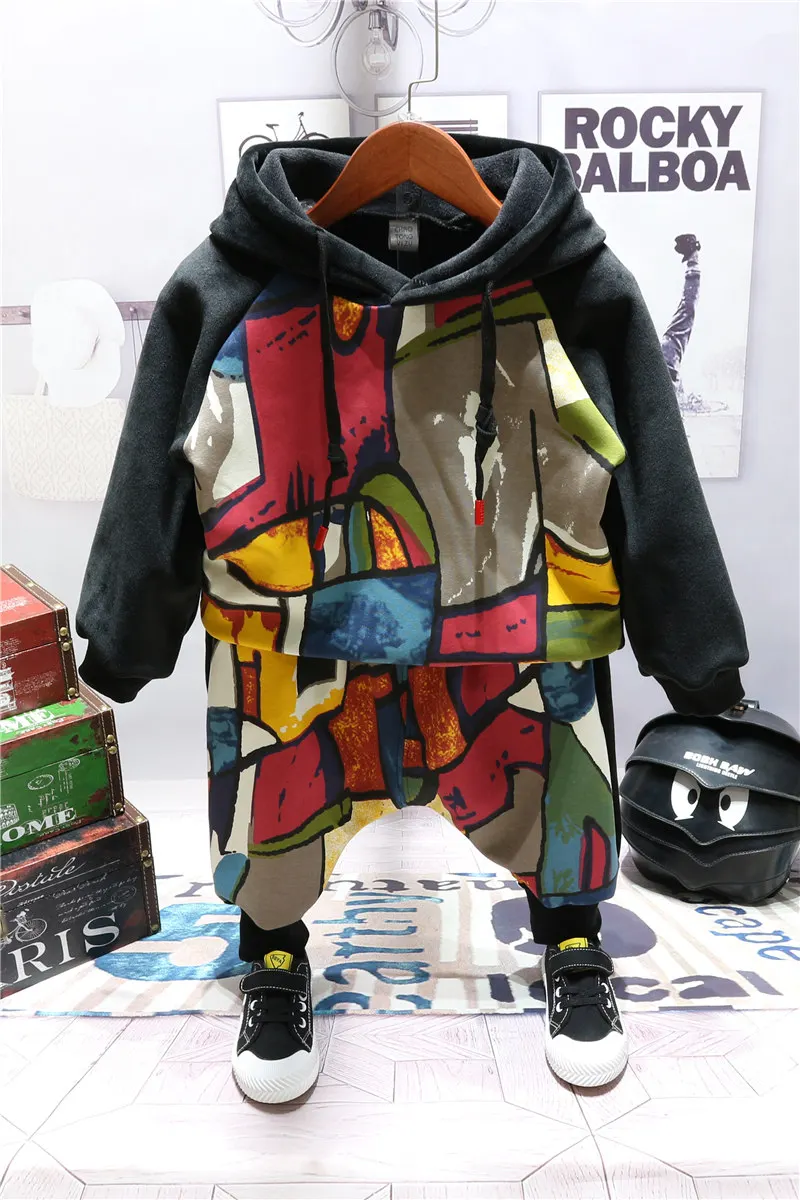 

Boys spring and autumn clothes 2020 new Korean children's two-piece baby winter clothes