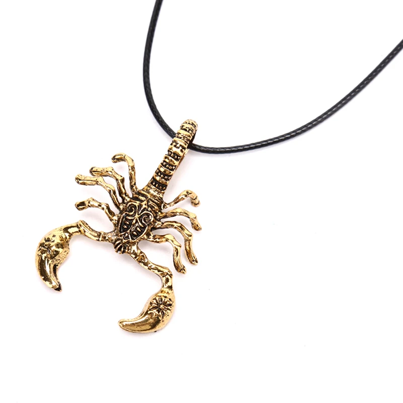 

New Fashion Punk Scorpion Neck Lace Choker Pendant Necklace American Style Necklet Male Chain