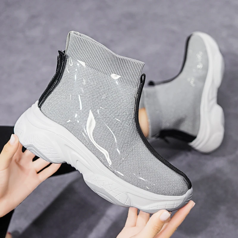 Женские высокие кроссовки толстые дышащие без шнуровки высокая подошва