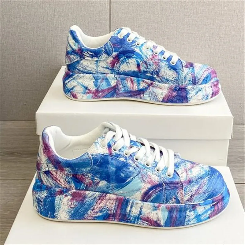 

Casual Thick-soled Sports Women's Shoes 2022 New Flat Comfortable Graffiti Thick-soled Lace-up Couple Fashion Casual Shoes