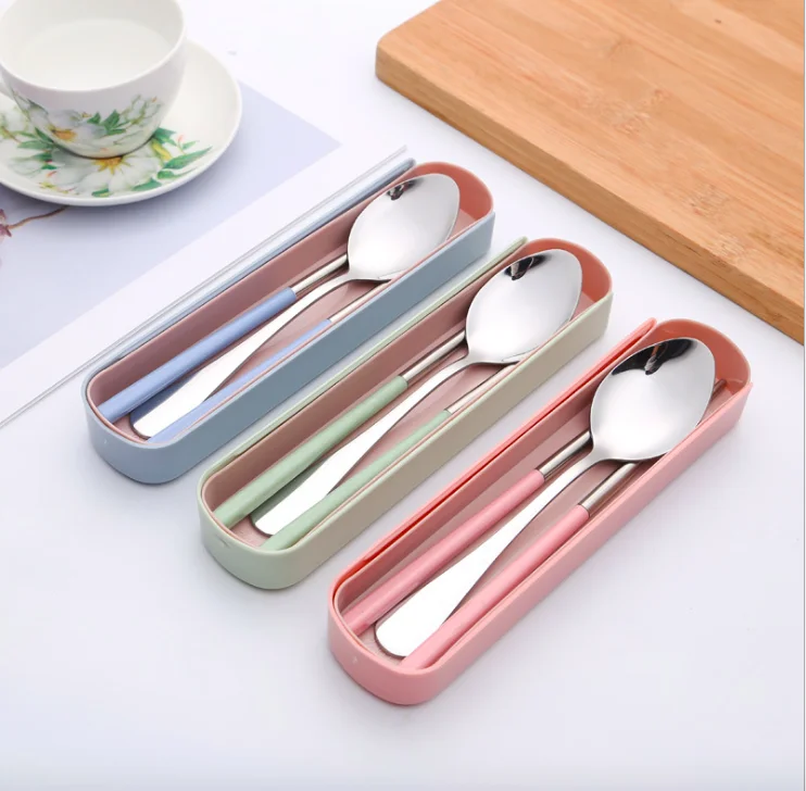 

Stainless steel spoon wheat straw 304 chopsticks two-piece Korean portable tableware creative gift set