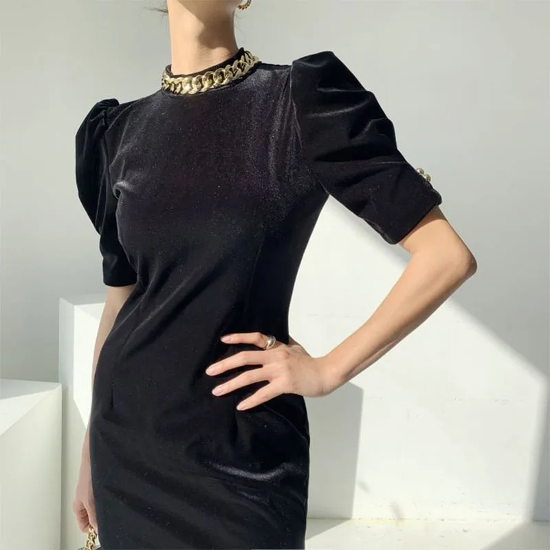 Женское бархатное платье винтажное шикарное с воротником-стойкой зауженная