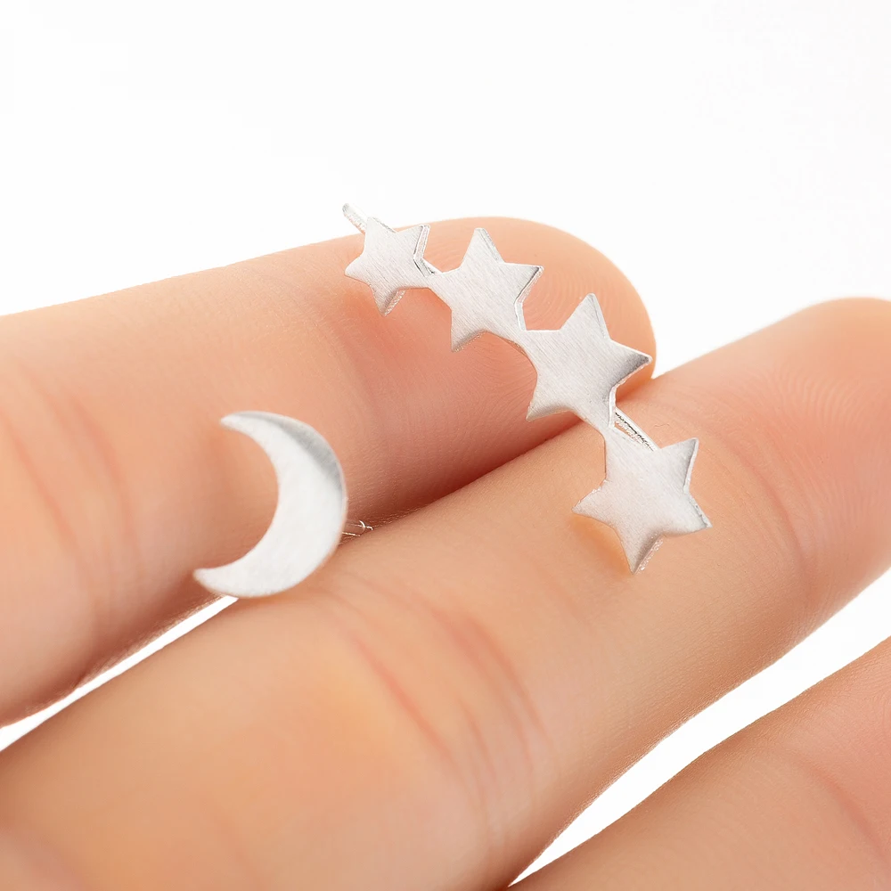 

Fashion Gold Color Silver Color Asymmetric Star Ear Climber Cute Ceescent Moon Stud Earrings for Women Girls Party Gift