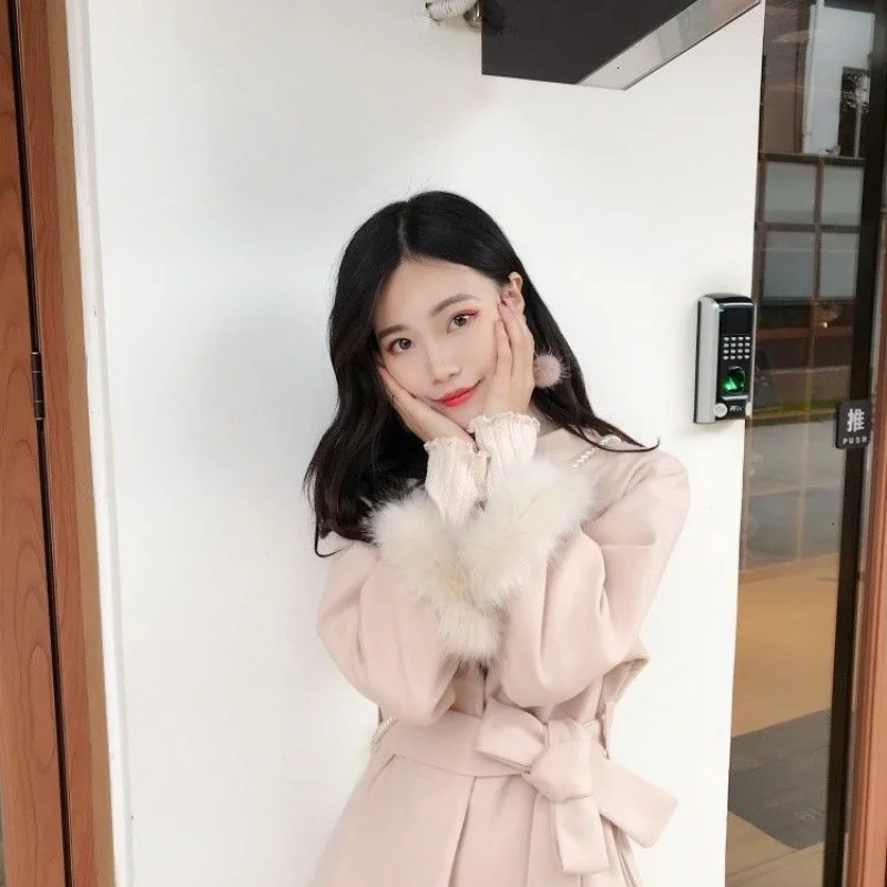 Женское Короткое шерстяное платье с бантом на поясе теплые вечерние платья